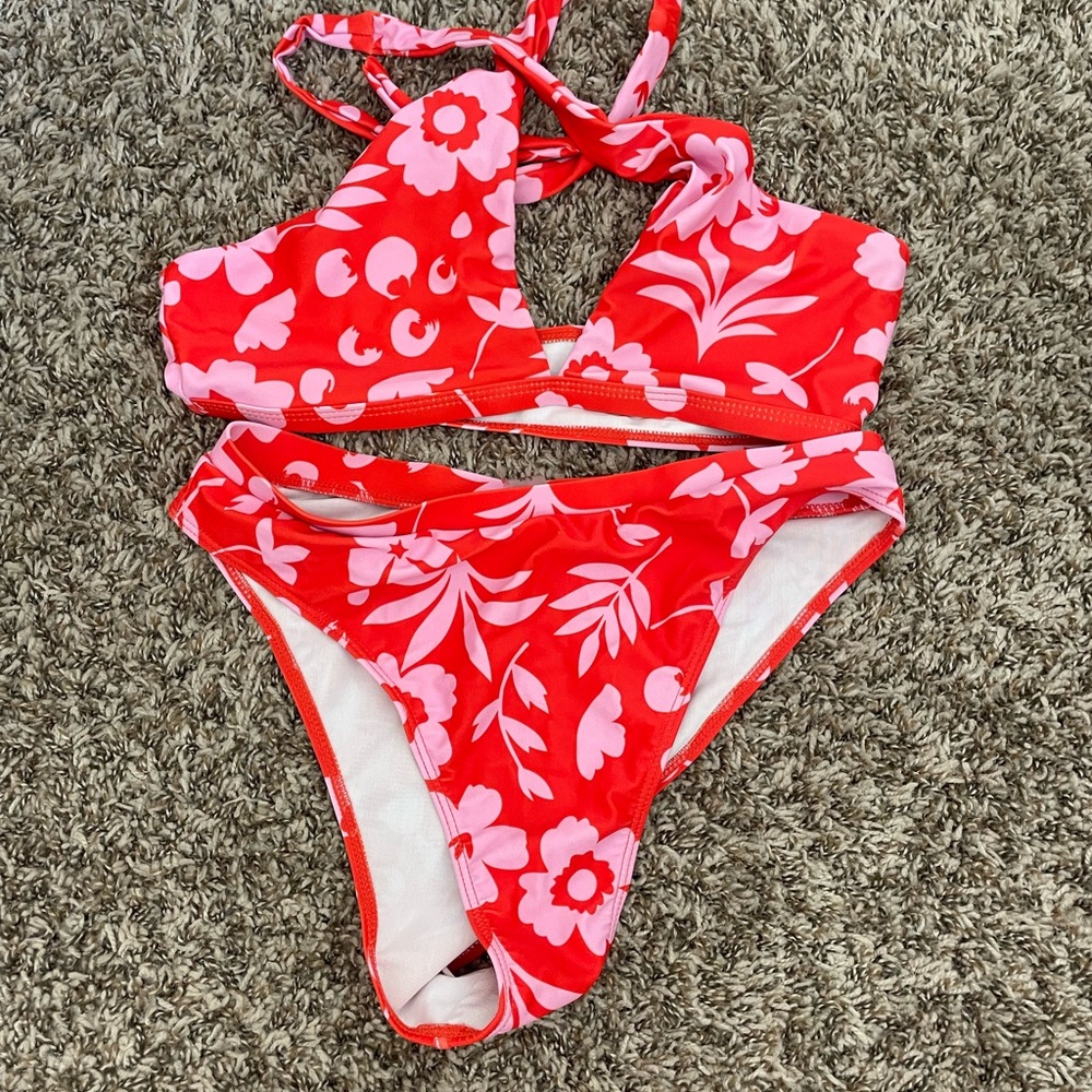 Bikini set!